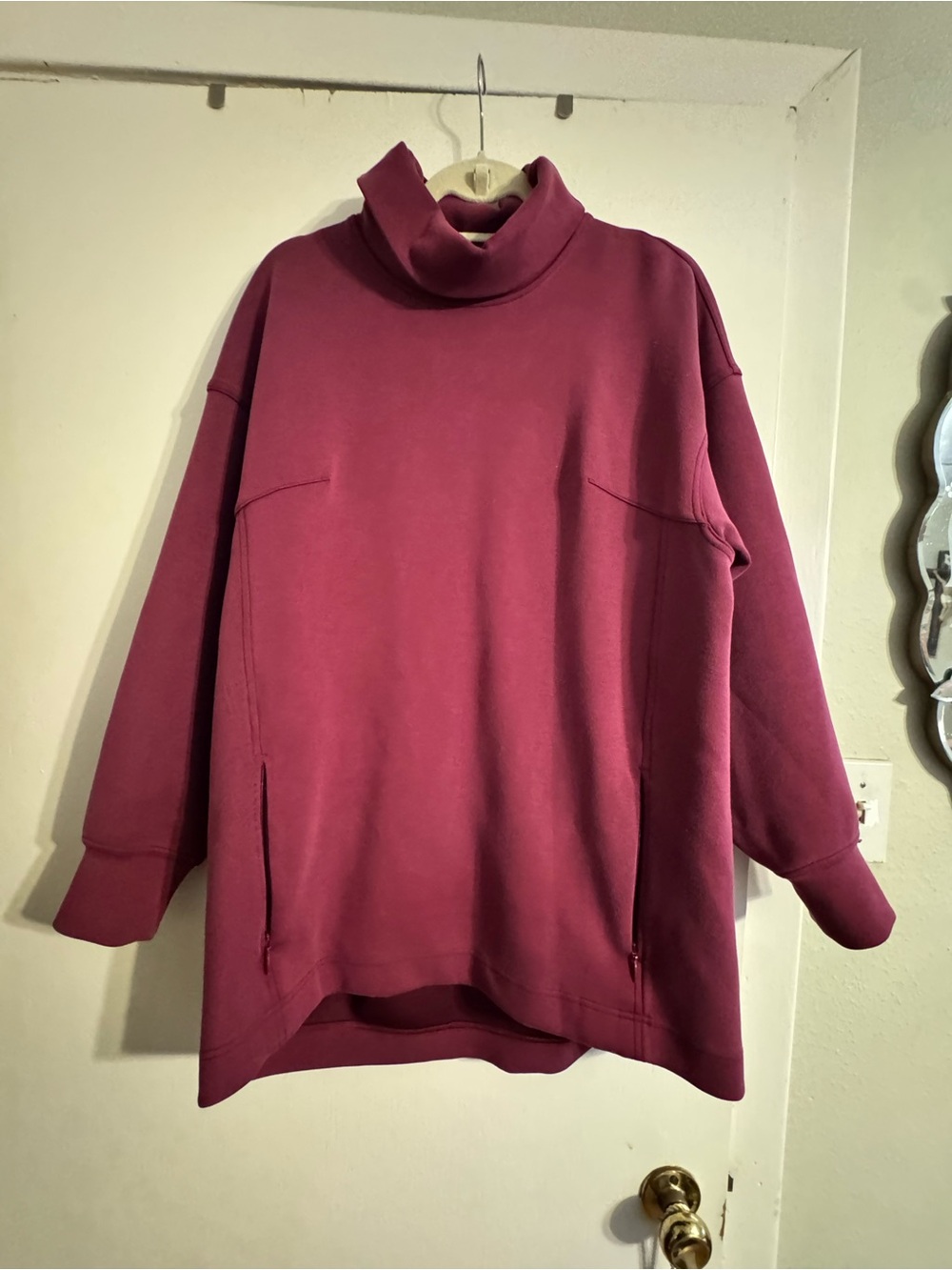 Oversized Lululemon Maroon Turtleneck Sweatshirt - - Picture 3 of 7